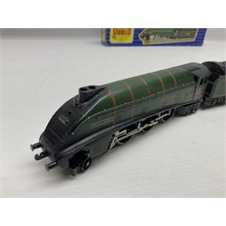Hornby Dublo - 3-rail - Class A4 4-6-2 locomotive 'Mallard' No.60022 in BR green; in original box; and Duchess Class 4-6-2 locomotive 'Duchess of Montrose' No.46232 in BR matt green; in original plain blue box; with associated tender in plain blue box (3)