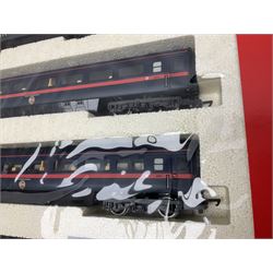 Hornby '00' gauge - 