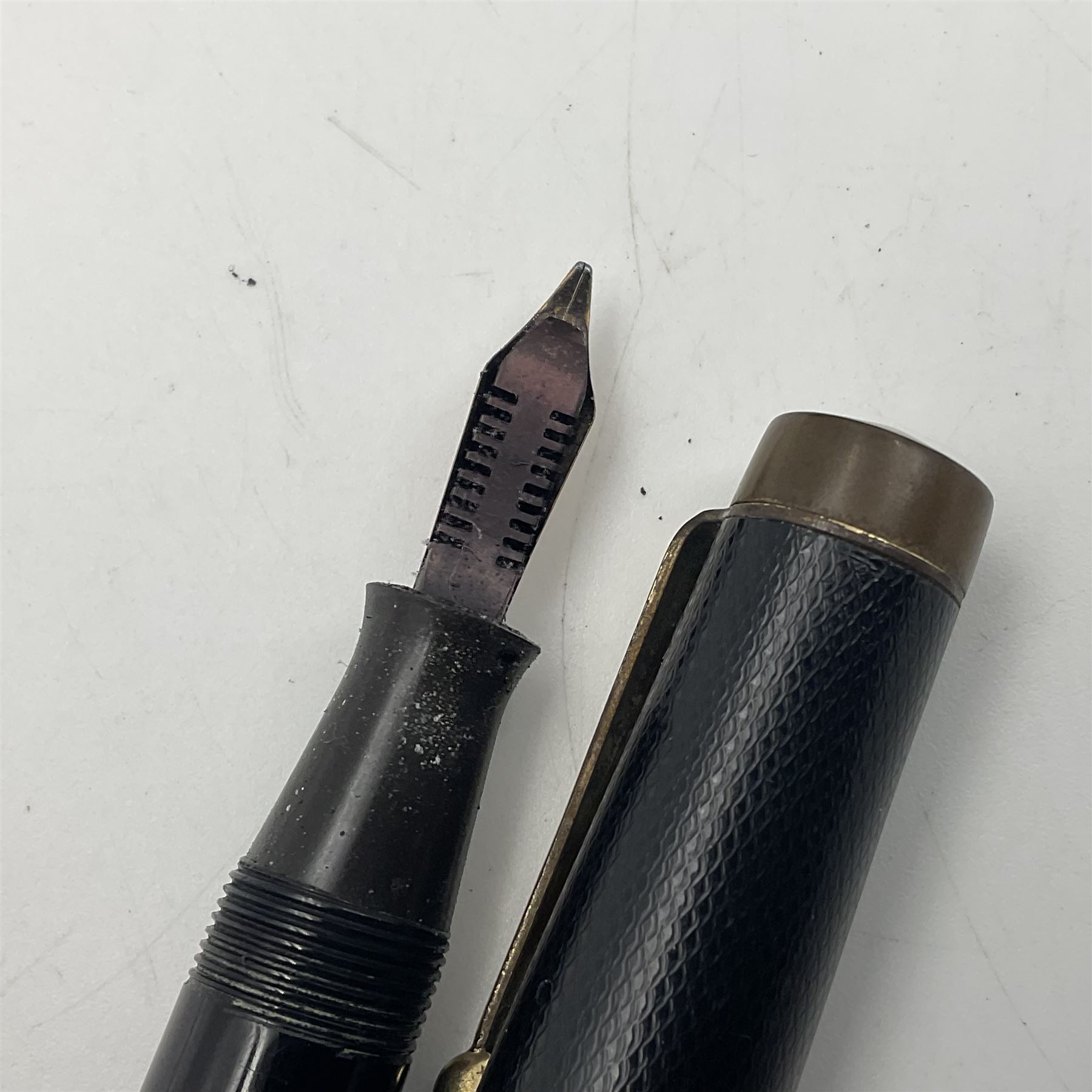 Five fountain pens, to include Stephens no 270, Curzon Typhoo, WHSmith The Wembley Pen and the Nectar, all with 14ct gold nibs  