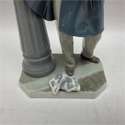 Five Lladro figures, including The Lamp Lighter no 5205,  Girl and Kittens no 6102, Cat no 5113 etc