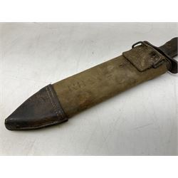 US Model 1910/17  Machine Gunners Bolo knife, the 26.5cm curving steel blade marked 'US MOD 1917 PLUME PHILA 1918'; in webbing covered steel scabbard with leather chape marked 'Brauer Bros 1918' L40.5cm overall (with photocopy of modern reference material)