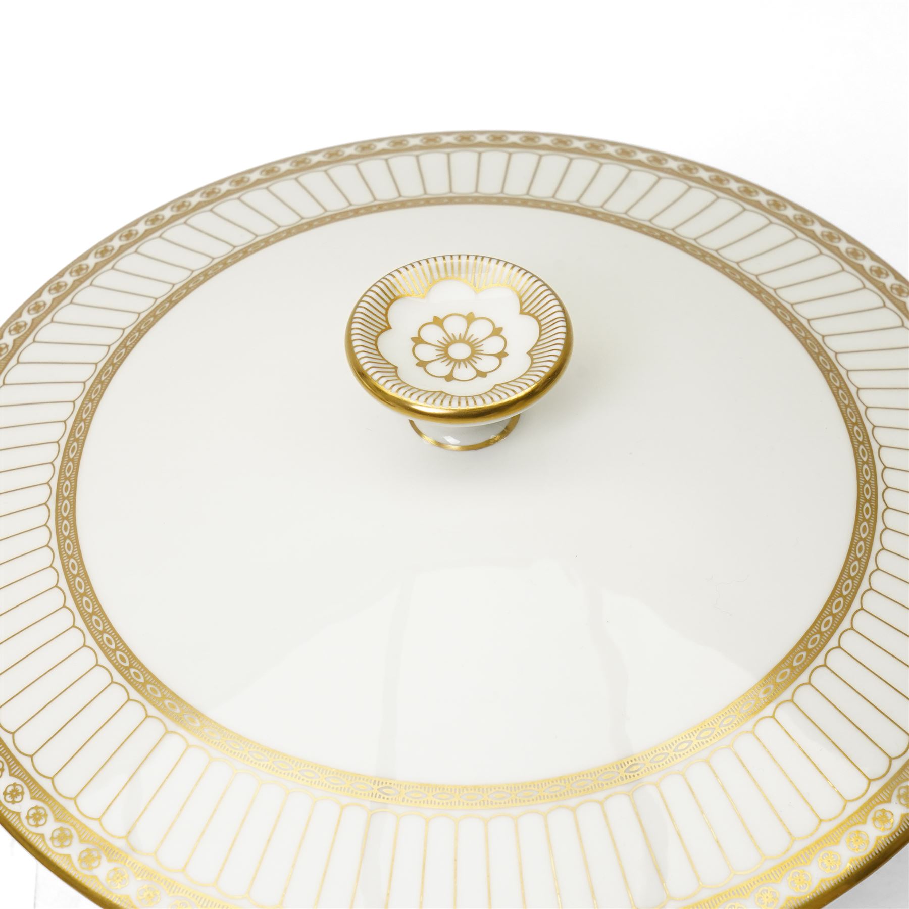 Wedgwood 'Colonnade' pattern dinner and tea service comprising twelve dinner plates, twelve dessert plates, nine soup bowls and stands, pair of covered vegetable dishes, sauce boat and stand, eight tea cups and saucers, thirteen tea plates, milk jug and sugar bowl