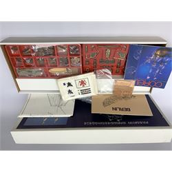 Italian Berlin 1:40 scale kit by Corel, boxed, not checked for completeness 