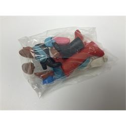 Six fashion dolls by Amanda Jane, Sindy and Barbie with various outfits, clothing and footwear