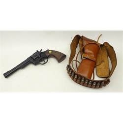  Sussex Armoury cap gun with holster  