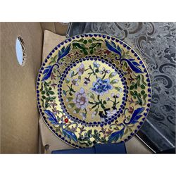Boxed set of Banda carpet bowls, two boxed sets of Stuart glasses, Murano art glass bowl, cloisonné plate decorated with flowers upon gilt ground, silver plate and other metalware etc