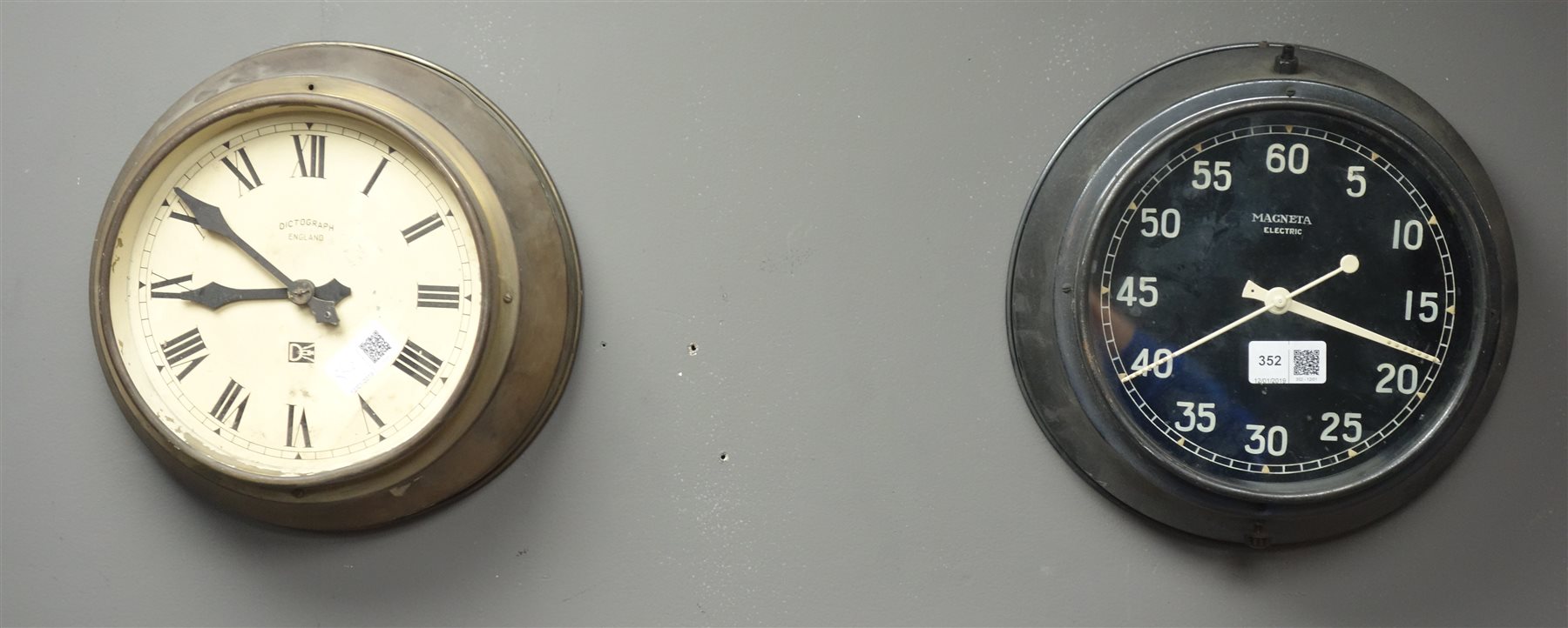 Electric' circular electric slave clock, 'Synchronome