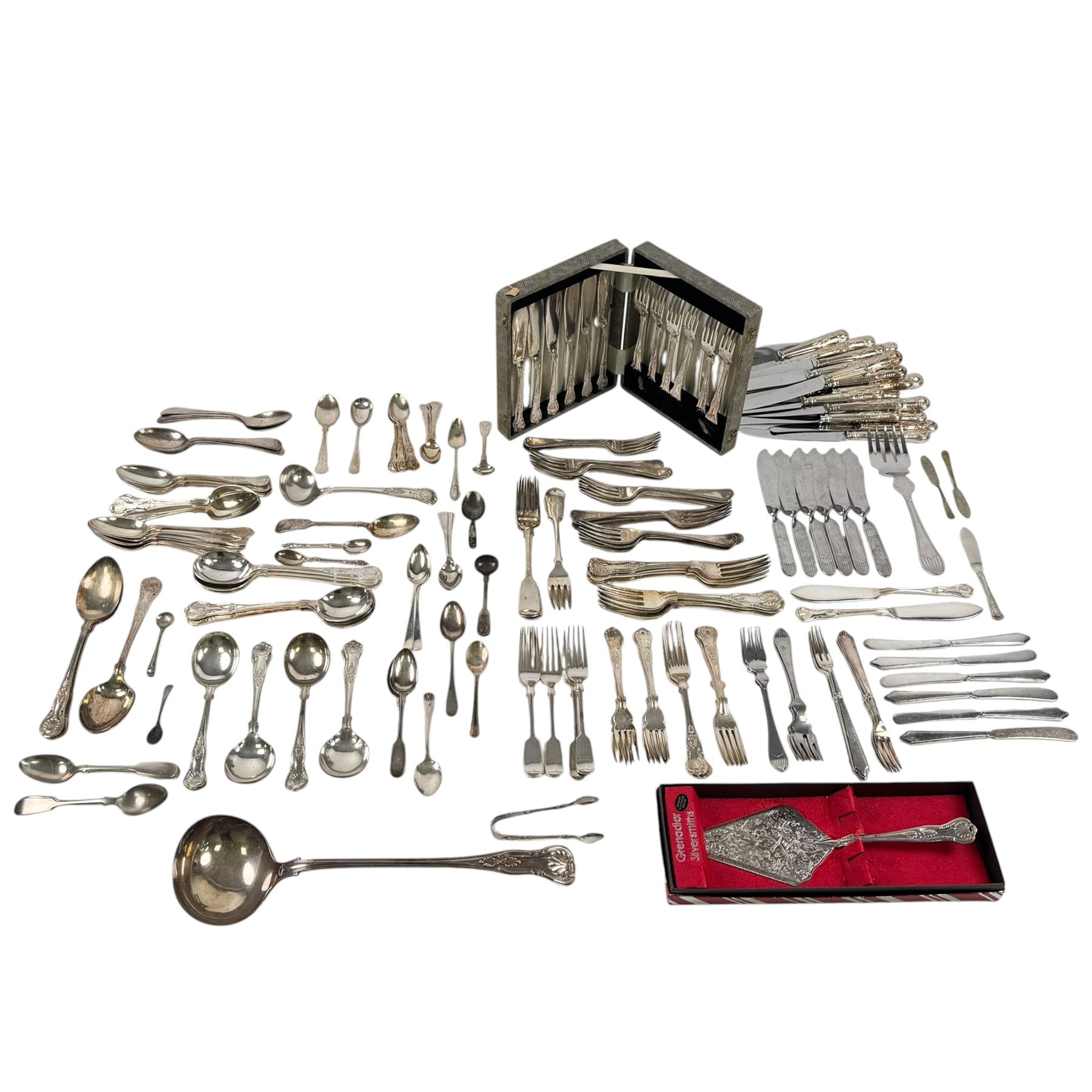 Silver plated cutlery, including Kings pattern cutlery, Voluto fish servers, ladle, etc