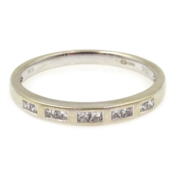  White gold diamond set half eternity ring, hallmarked 18ct, diamonds 0.2 carat  