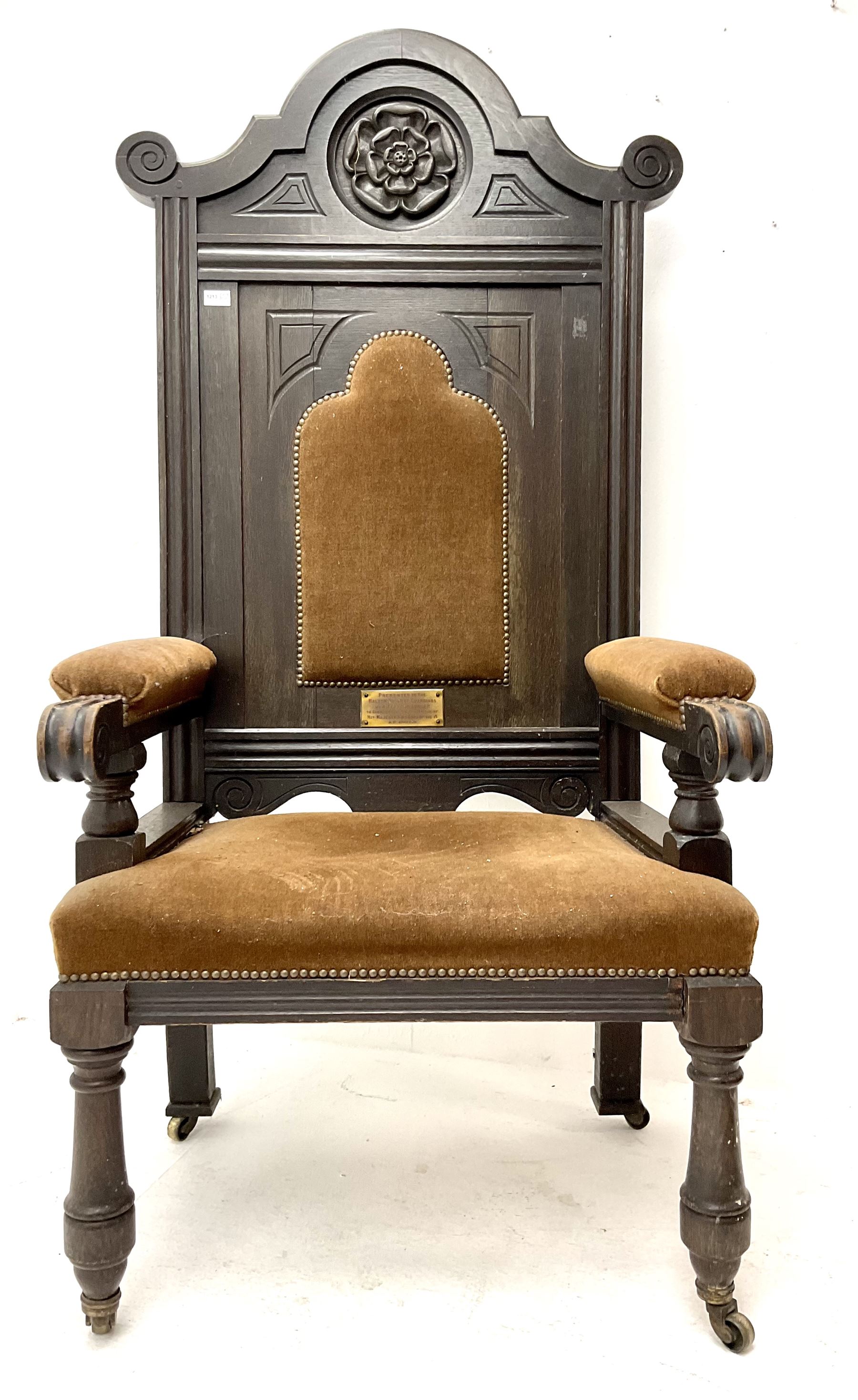 victorian throne