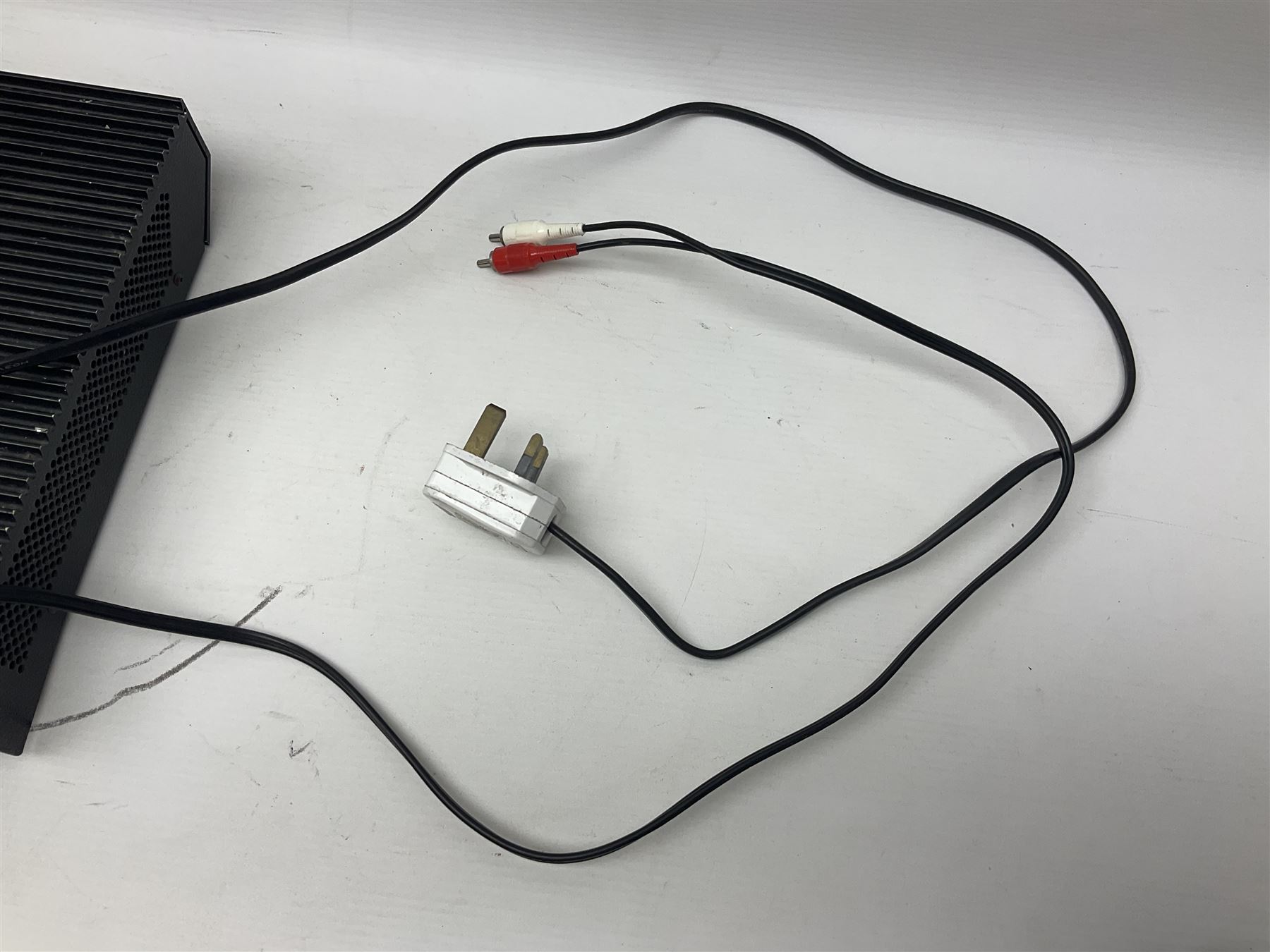  Musical Fidelity P140 power amp