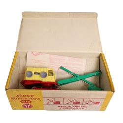 Dinky Supertoys Ruston Bucyrus Excavator No: 975, boxed 