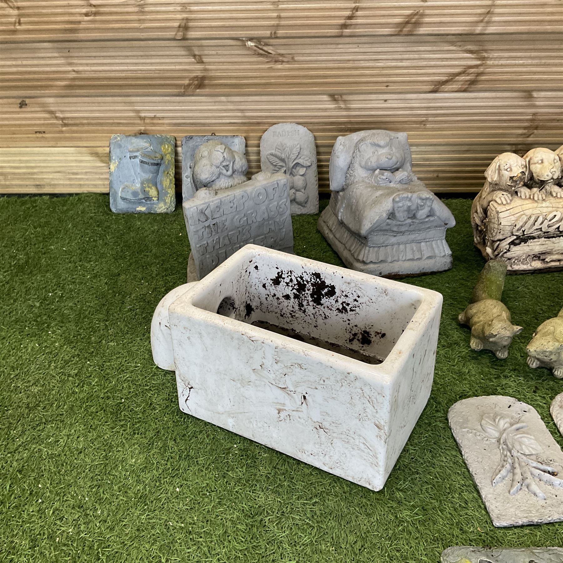 Collection of composite stone garden figures and ornaments - THIS LOT IS TO BE COLLECTED BY APPOINTMENT FROM DUGGLEBY STORAGE, GREAT HILL, EASTFIELD, SCARBOROUGH, YO11 3TX