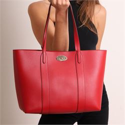 Mulberry - 'Bayswater' tote bag in Scarlet Red Small Classic Grain leather, with twin leat...