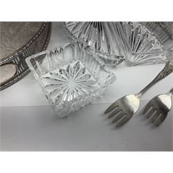 Canteen of cutlery together with Coalport basket, glass decanters and other collectables 