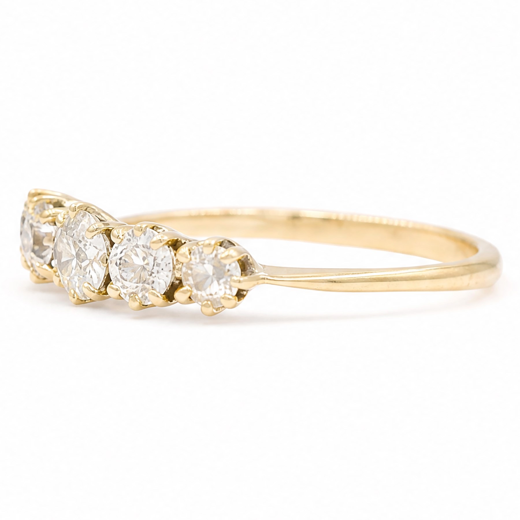 Early 20th century 15ct gold five stone diamond ring, set with five graduating old cut diamonds, total diamond weight approx 0.90 carat