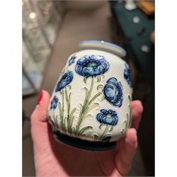 William Moorcroft for James Macintyre & Co Florian Ware vase in Poppy pattern, with painted and printed mark beneath, H10cm 