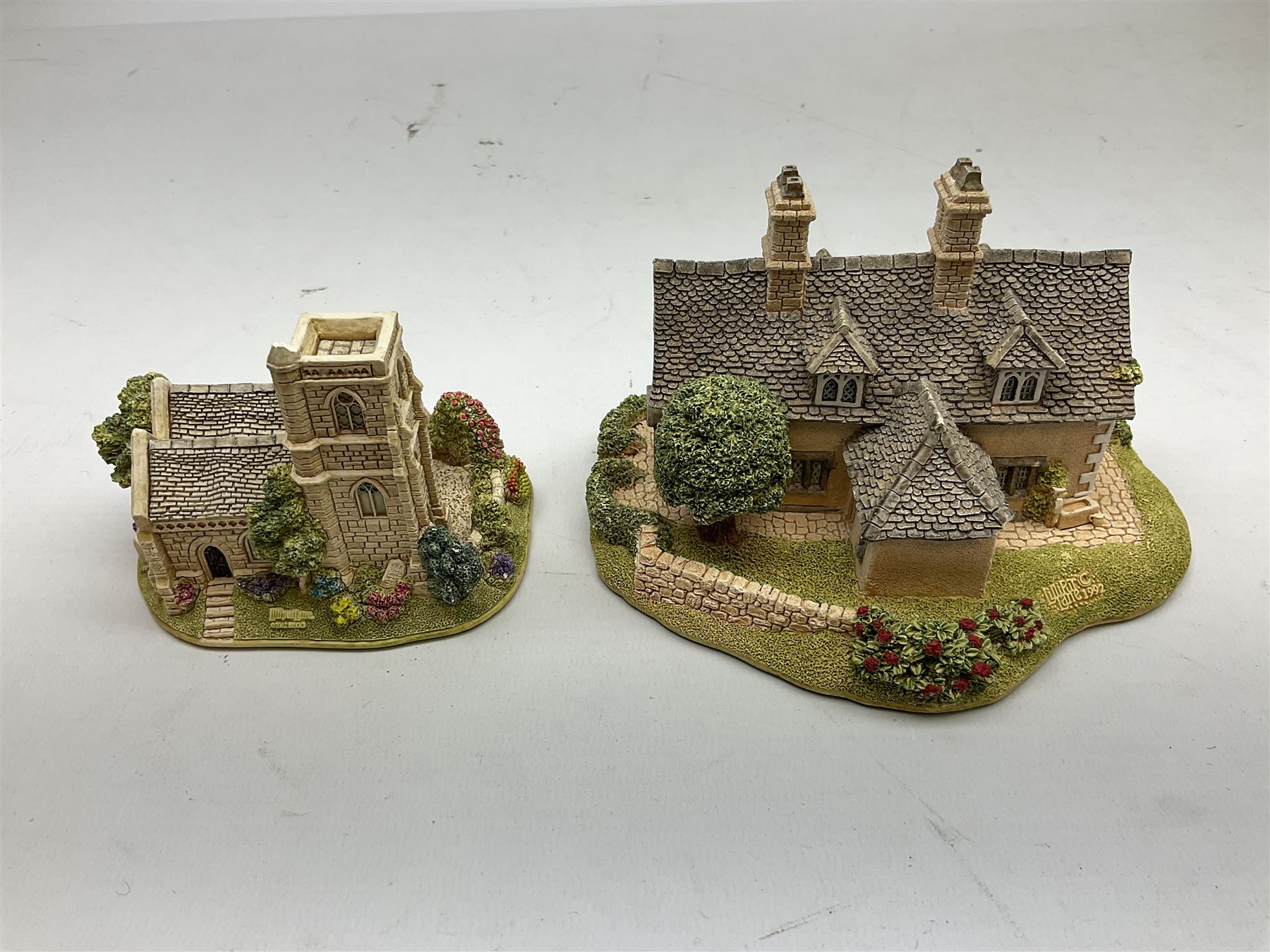Eight Lilliput Lane models from the 'British Collection' to include six boxed and two loose examples, including 'Kenmore Cottage' and 'Hopcroft Cottage', some with deeds