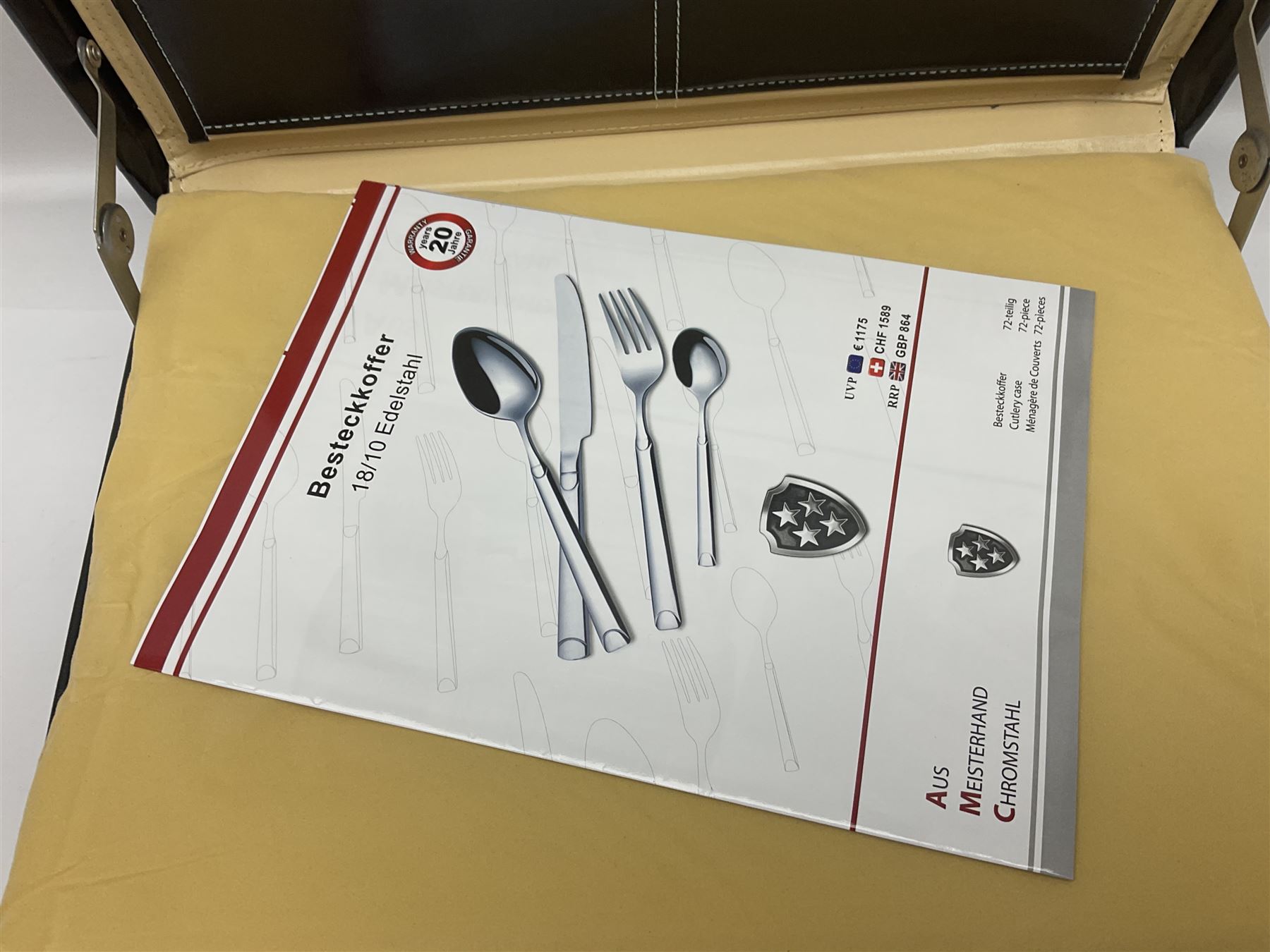 Swiss Besteckkoffer Anastacia Edelstahl canteen of Cutlery Wood