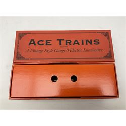 Ace Trains '0' gauge - Southern 4-4-2 tank locomotive No.604; in 4-4-4 box with packaging