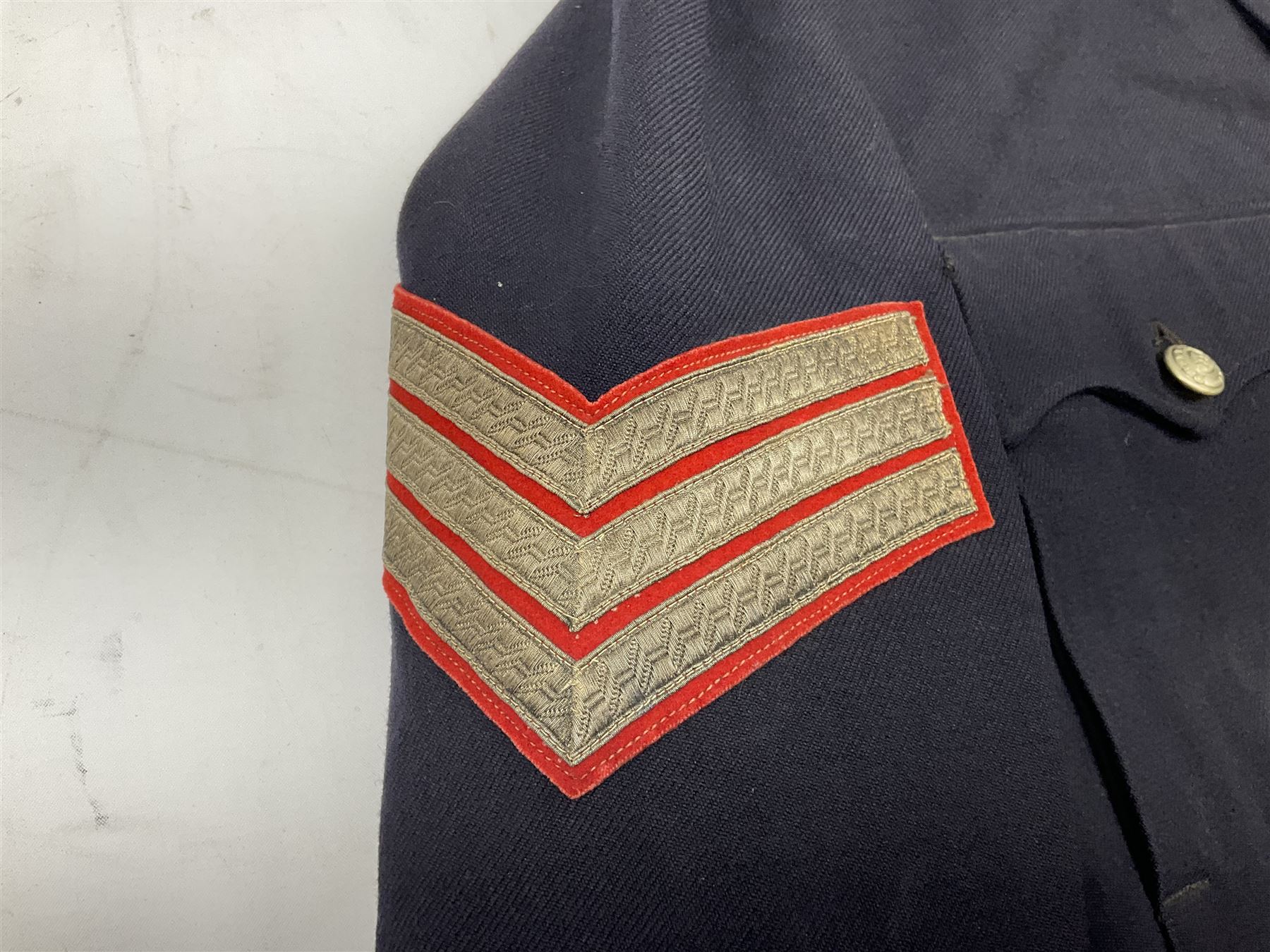 Hull City Police - vintage tunic with matching cape, collar no.H460; another tunic with WW2 medal ribbon bar; early sergeant's tunic; and later sergeant's tunic (5)