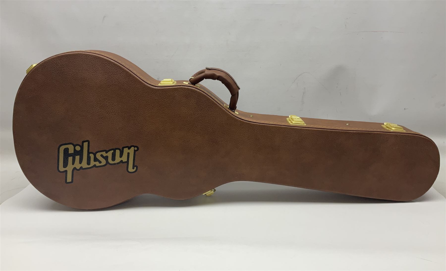 2021 USA Gibson Les Paul Standard guitar Model No LPS600B8NH1 with tobacco sunburst finish; serial no.216610246 L98cm; in Gibson fitted hard case with multitool, cloth, inspection certificate and other paperwork