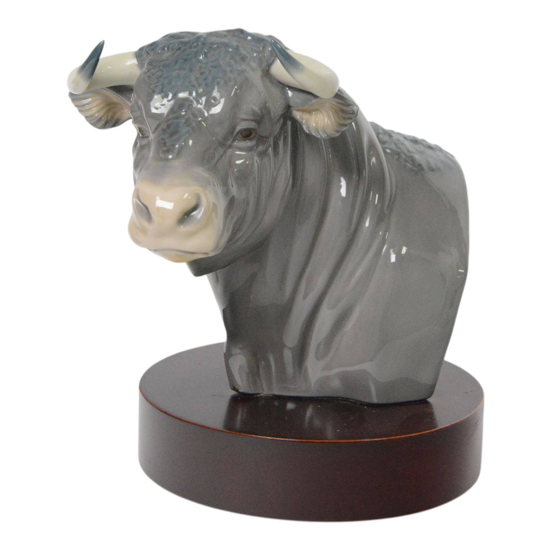 Lladro bust, The Bull, no 5545, together with Ermine no 4769 and Turtle Dove 4550