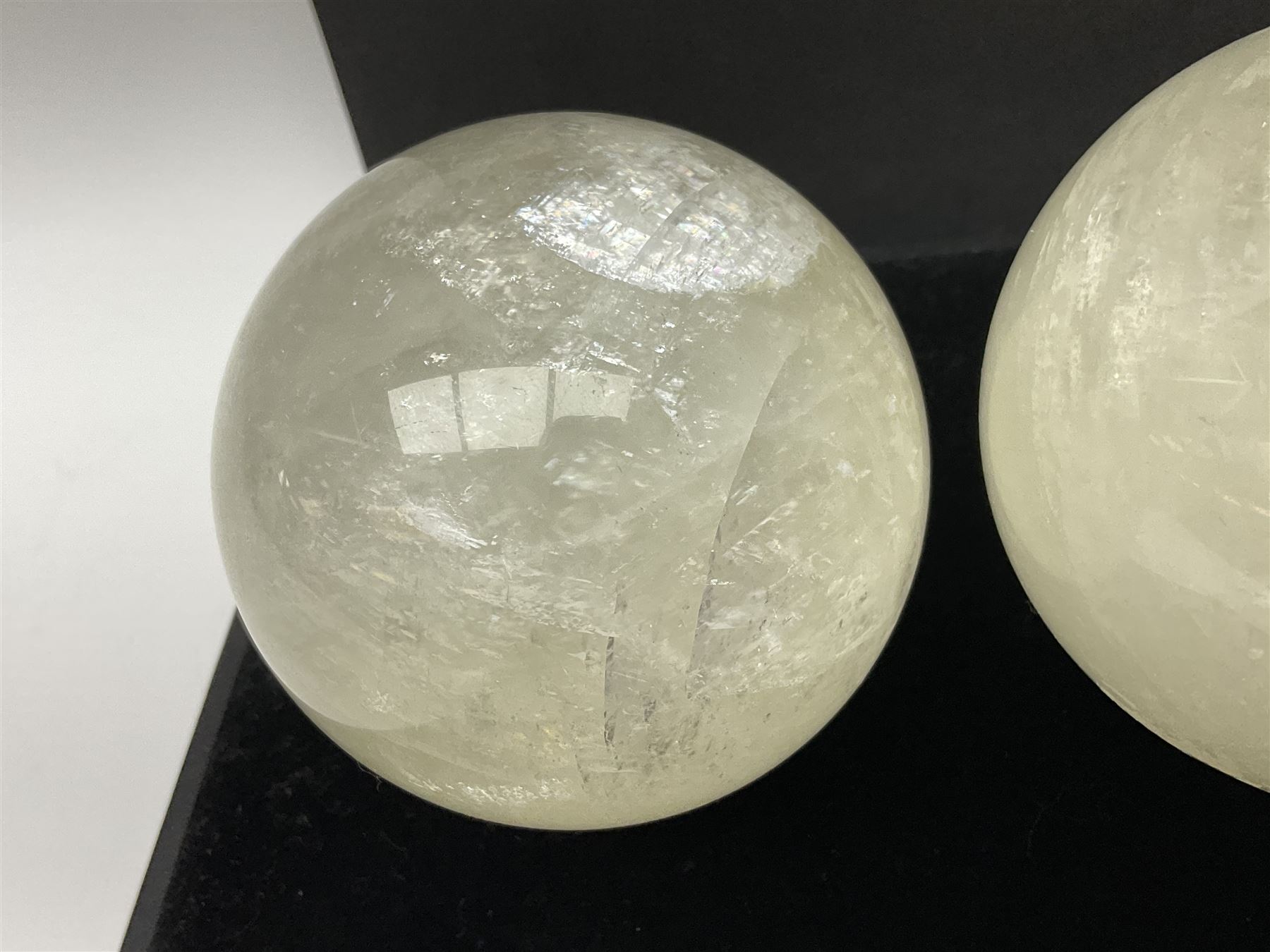 Set of three clear calcite spheres, D8cm