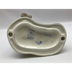 Large Hummel figure group by Goebel, Troublemaker, from the moments in time collection, limited edition 1985/5000, H19cm