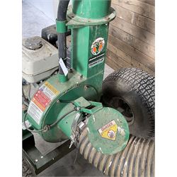 Billy Goat D1301H Debris Loader, trailer mounted