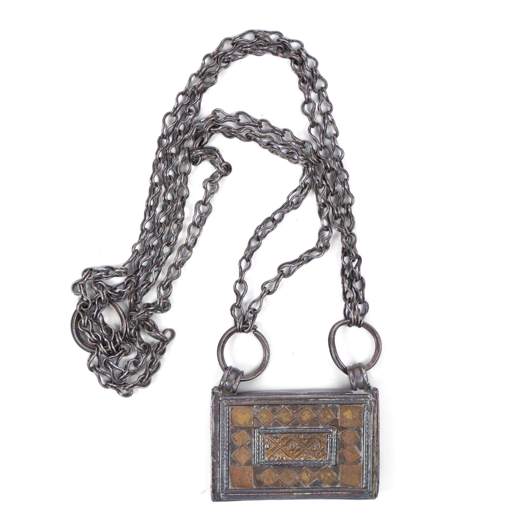 Omani silver Hirz pendant necklace