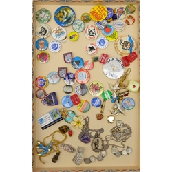  Collection of 1950's and later badges incl. RSPCA, Captain Scarlett , W.I.N Joe and other Kelloggs tin badges, R.N.L.I, Olympic Petrols etc, costume jewellery incl. silver filigree cat brooch, enamel clover brooch, plated locket etc   