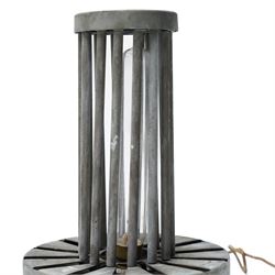 Maison Desny (1927-1933) - Pair of French art deco table lamps, 1920s/1930s, of unique stylised form, stamped 'Desny Paris Made in France Depose', H22.5cm 
Notes: Another pair of the same design was sold at Christie's 'Arts Décoratifs du XXe siècle et Design' Sale, Paris, Nov 21, 2012, Lot 31. 
Provenance: property of a Nobleman