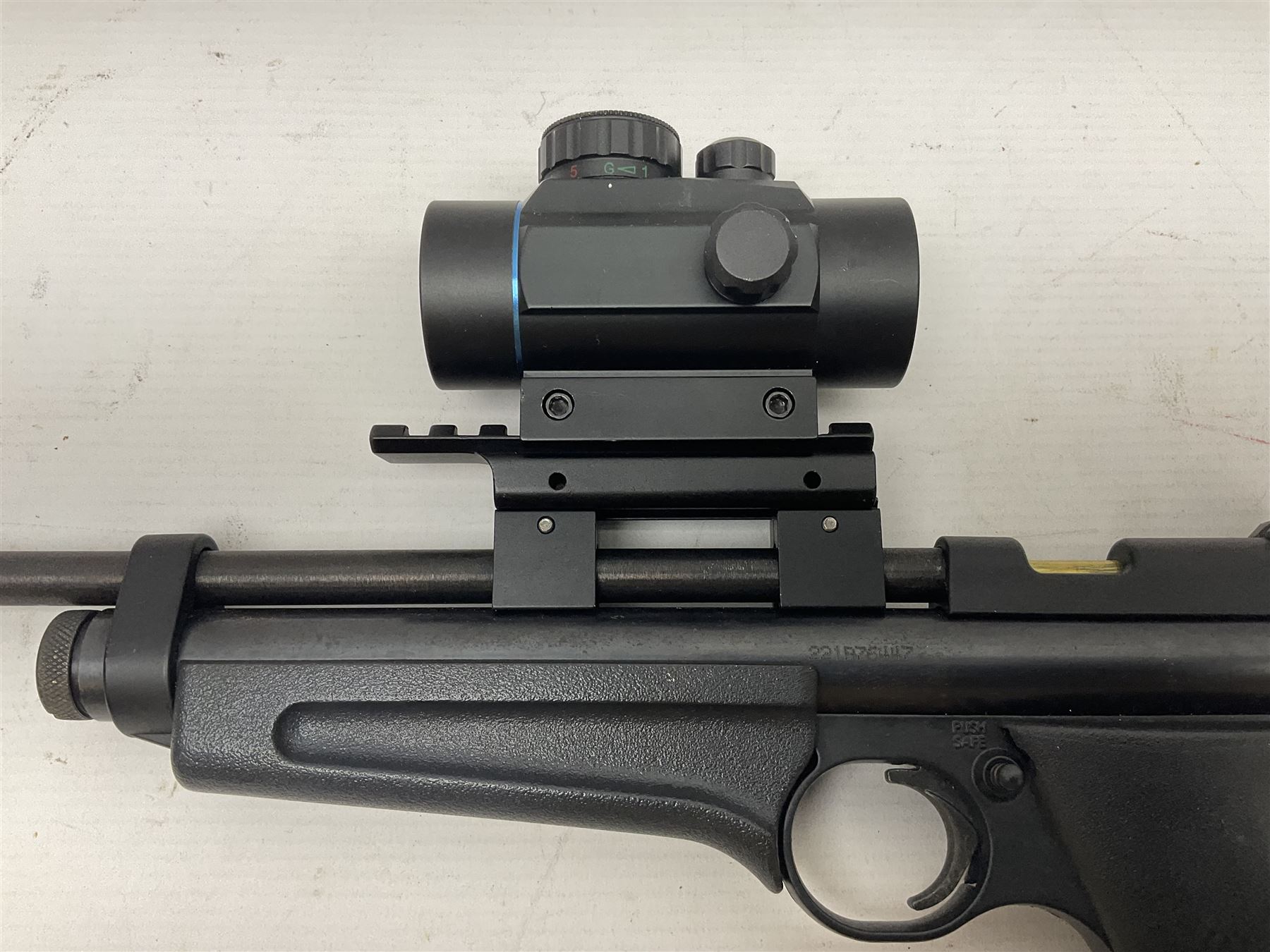 Crosman Model 2250B .22 cal. CO2 rifle, with PAO red dot sight and skeleton stock, serial no.221B76447, L77.5cm overall  NB: AGE RESTRICTIONS APPLY TO THE PURCHASE OF AIR WEAPONS.