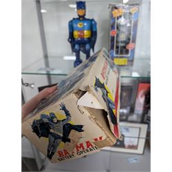  T.N Nomura Batman battery operated robot, boxed