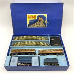 Hornby Dublo - three-rail EDP1 passenger set with Class A4 4-6-2 locomotive 'Sir Nigel Gresley' No.4498 and tender, two coaches, track and controller, boxee.