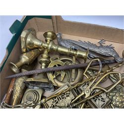 Quantity of brassware to include pair of candlesticks, horse brass, fireside accessories, set of three graduating wall ducks, other metal ware to include pheasant figures, Ronson lighter etc in one box