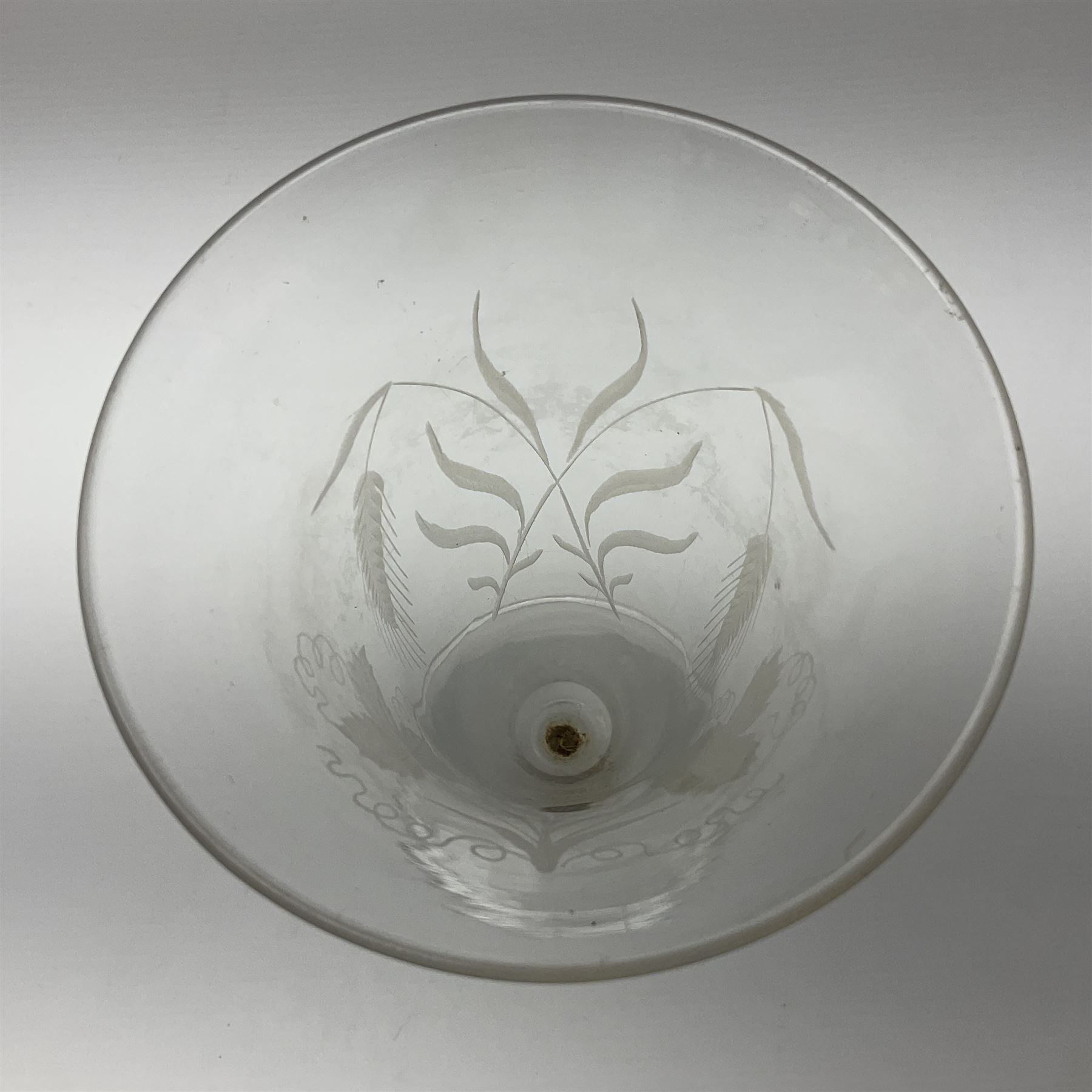 Georgian ale glass, the bowl of tapered form with fluted rim, etched with hops and barley, upon slightly tapering stem and circular domed and folded foot, H30.5cm