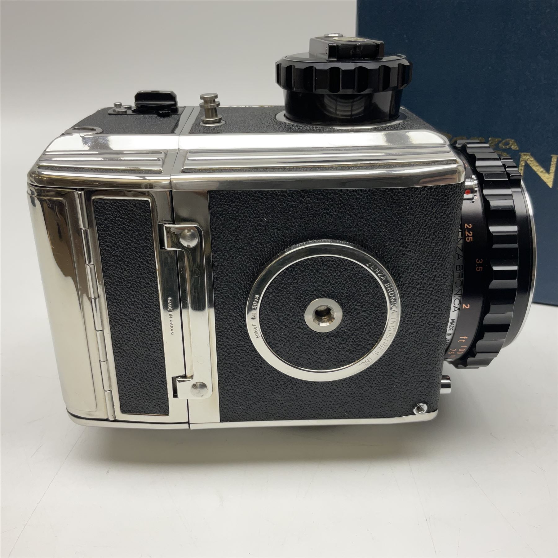 Bronica S2a, type 2 camera body, Serial no. CB152124, with 'Nikon NIKKOR-P 1:2.8 f=75mm' lens, serial no. 190143, in original box 