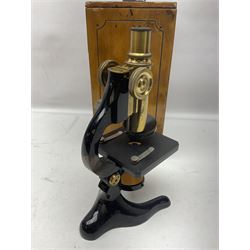 Three microscopes, comprising Ernst Leitz Wetzlar, W Watson & Sons service II no 125485, W Watson & Sons Bactil binocular no 115722, all boxed  