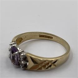 9ct gold amethyst and cubic zirconia cluster ring, with textured shoulders, hallmarked 