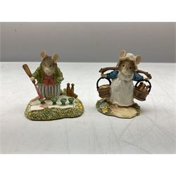 Four Classic Collectables Brambly Hedge figures, comprising Basil Pouring Drinks, Wilfred and Teasel Pushing Cart, Poppy Carry Pails and Mrs Apple, Wilfred and Basket, all boxed