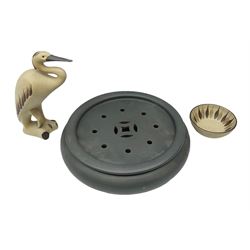 Sgrafo studio pottery heron and bowl, another ceramic bowl 