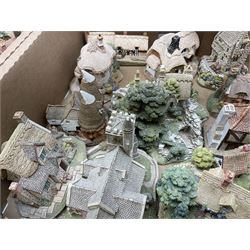 A collection of various Lilliput Lane models, to include Flatford Lock, The Wagon and Horses, Old Curiosity Shop, Mrs Pinkertons Post Office, Holme Dyke, Wight Cottage, Victoria Cottage, etc. 