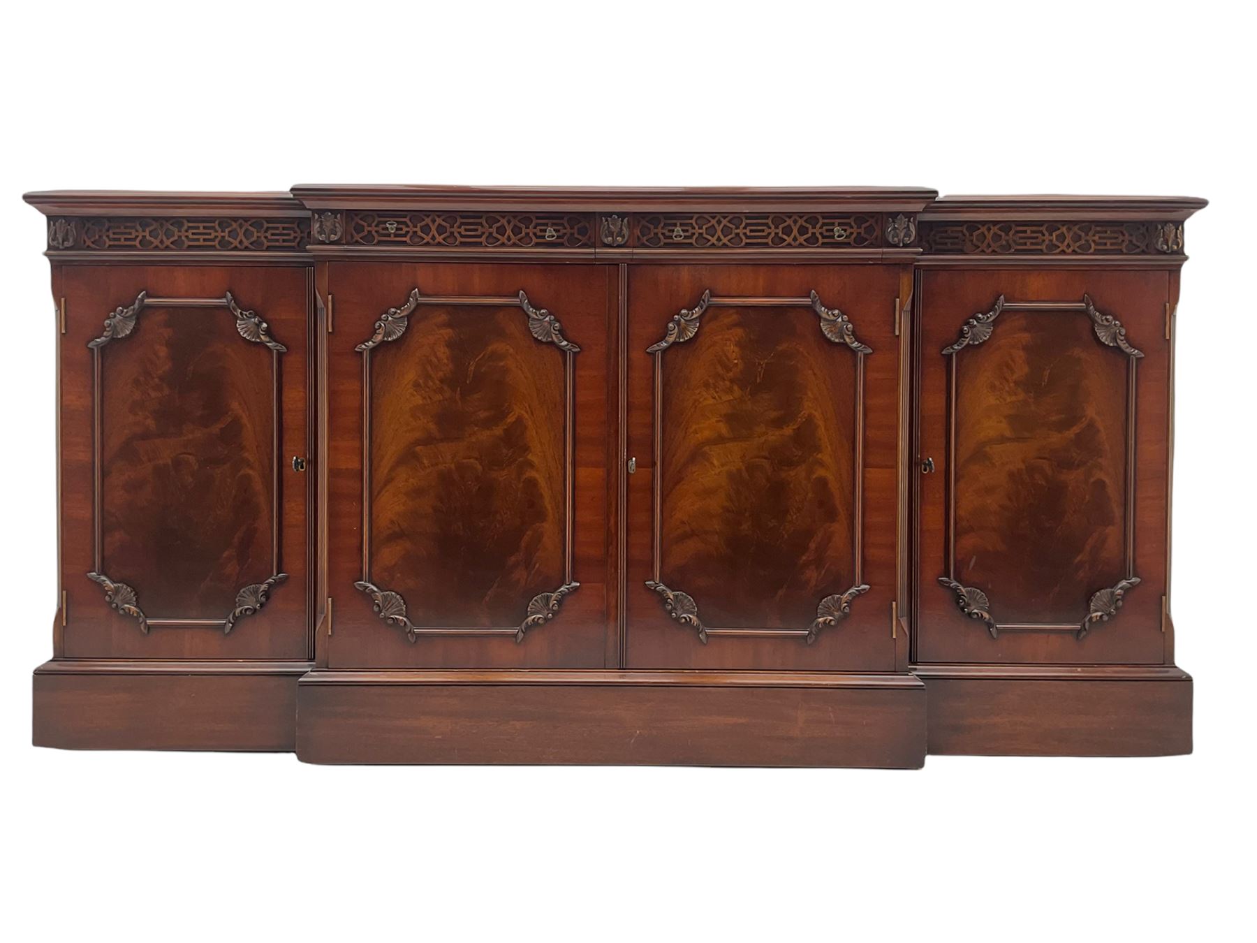 英国 イギリス WADE furniture マホガニー クラシカル Wade - Georgian style mahogany break front sideboard | Antique