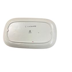 Crown Devon Stockholm pattern tea wares, comprising cake plate, butter dish and cover and six dessert plates 