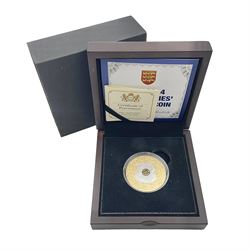 Queen Elizabeth II Bailiwick of Jersey 2014 '100 Poppies' gold five pound coin, cased with certificate
