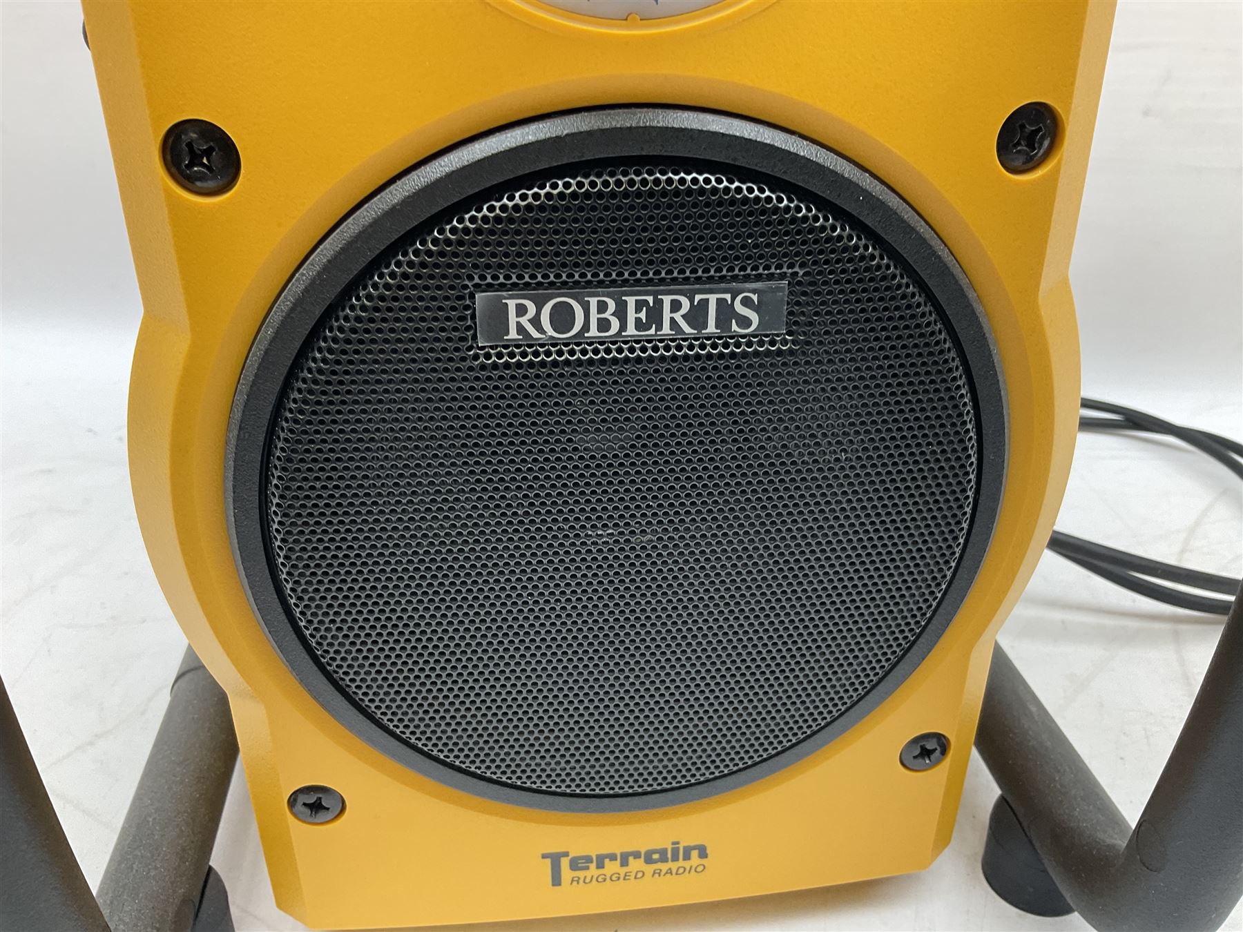 Roberts R9966 Roberts Terrain Rugged Radio