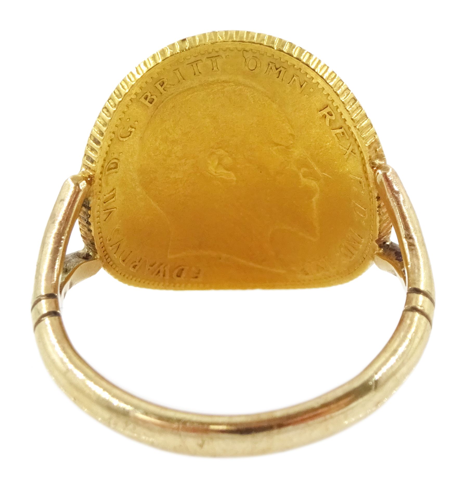 King Edward VII 1902 gold full sovereign curved coin ring, on 9ct gold soldered shank