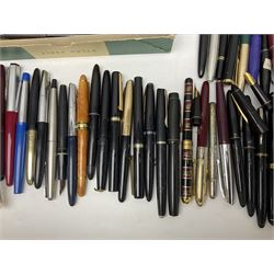 Large quantity of fountain and calligraphy pens, to include examples by Parker, Waterman, Platignum, Universal and Osmiroid, together with a selection of nibs